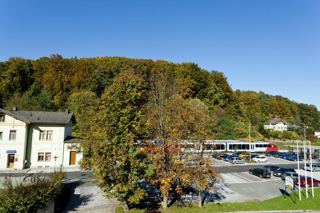 Gasthof "Zur Bahn" Lassnitzhöhe Kültér fotó